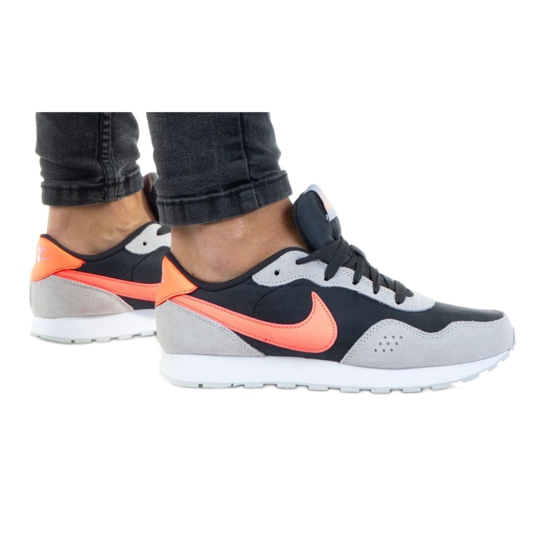 Pantofi Nike Md Valiant Gs Jr CN8558-004 gri multicolor Pantofi Nike Md Valiant Gs Jr CN8558-004 gri multicolor