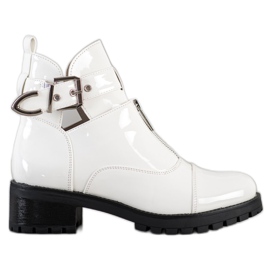 Seastar Muncitori vopsiți alb