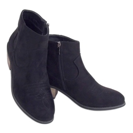 Cizme negre cu toc mic negru CM-8M2-1 Cizme negre cu toc mic negru CM-8M2-1