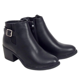 Cizme negre cu toc jos J101 Negru Cizme negre cu toc jos J101 Negru