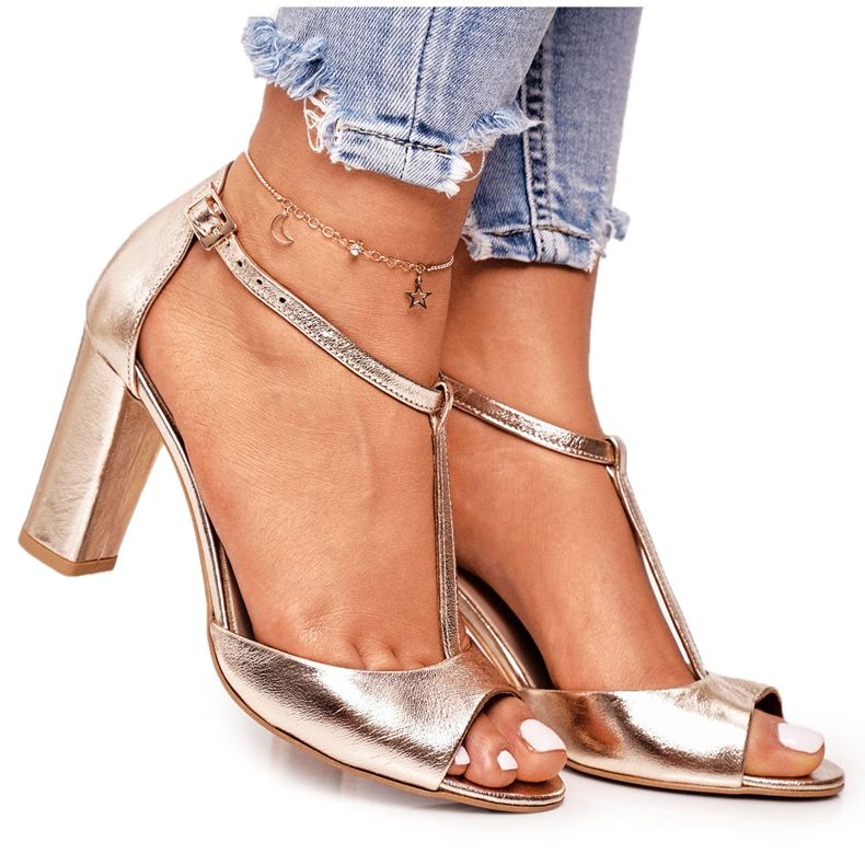 Sandale din piele pe o bară Laura Messi 1916 Auriu de aur