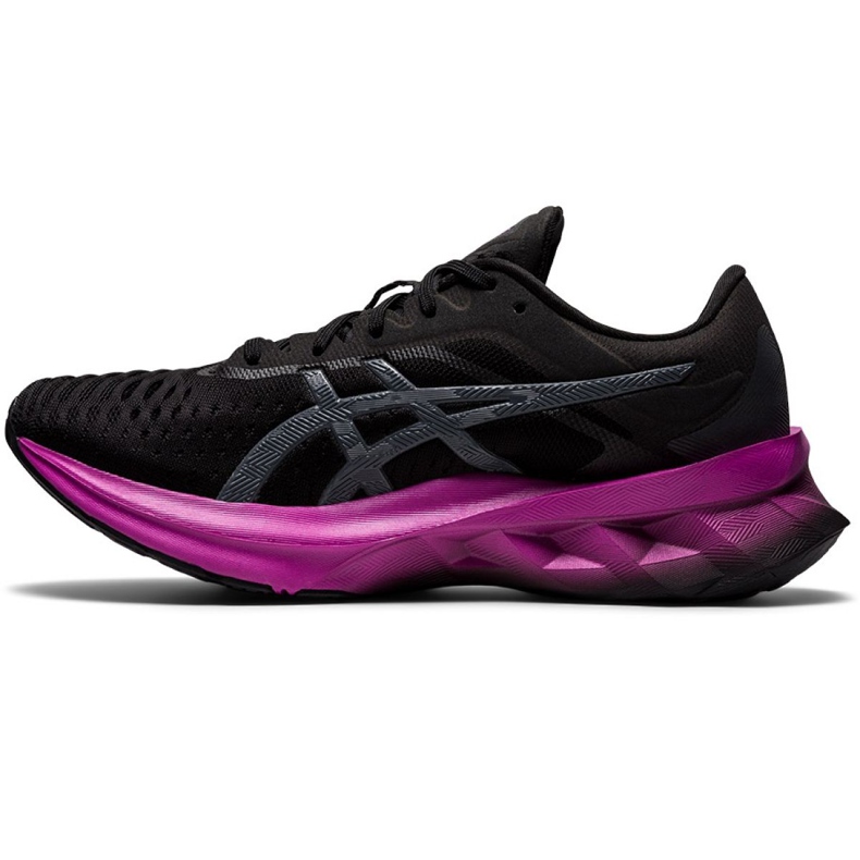 Pantofi de alergare Asics Novablast W 1012A584 004 negru Pantofi de alergare Asics Novablast W 1012A584 004 negru
