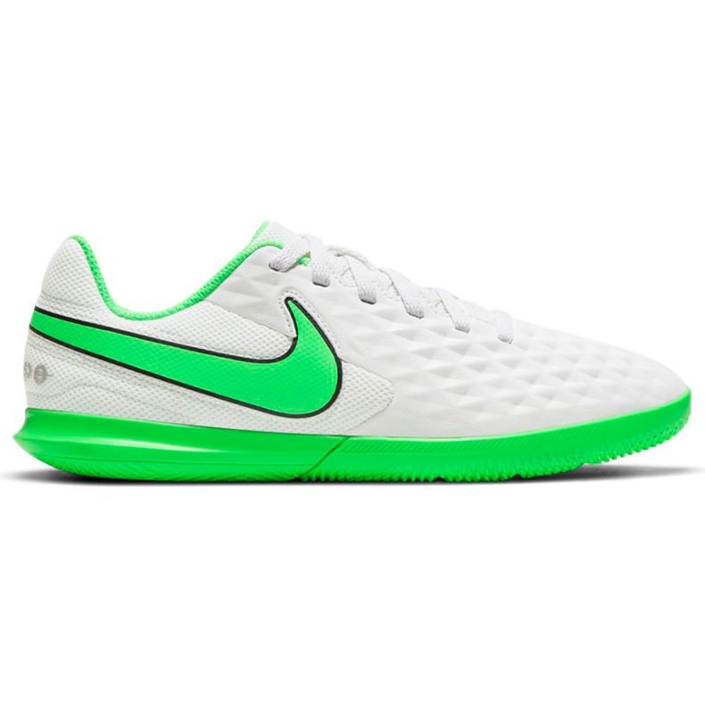 Pantofi de fotbal Nike Tiempo Legend 8 Club Ic Jr AT5882 030 alb alb