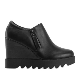 Cizme negre cu pene Jazlyn negru Cizme negre cu pene Jazlyn negru