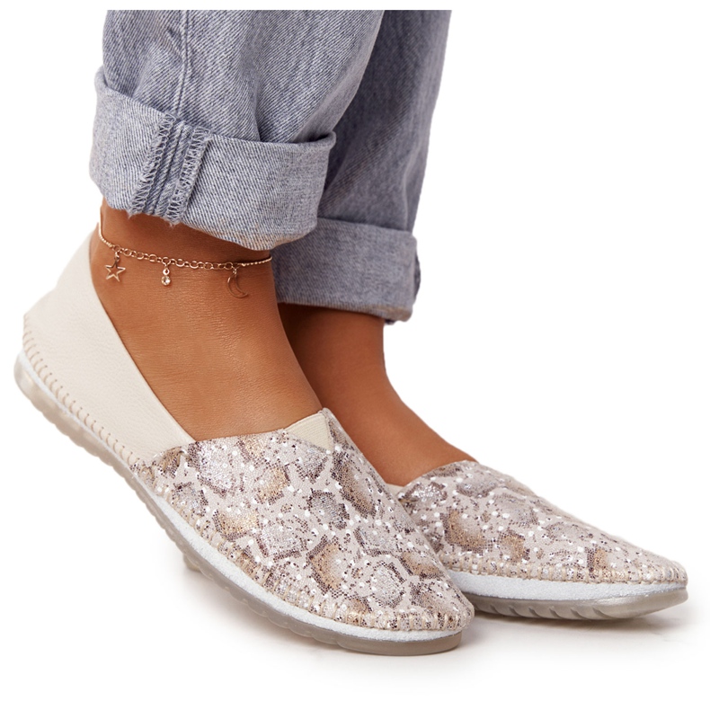 Balerini Maciejka din piele pentru femei bej-auriu 01930-81 de aur