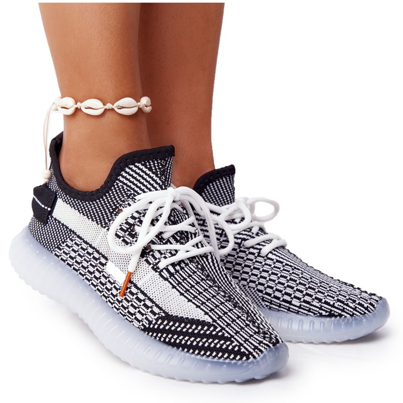 BM Încălțăminte sport pe o talpă de gel Freestyler negru alb