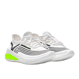 Pantofi de trening albi cu un model holografic Delaney