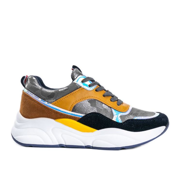 Adidași gri camo de la Lindsay maro