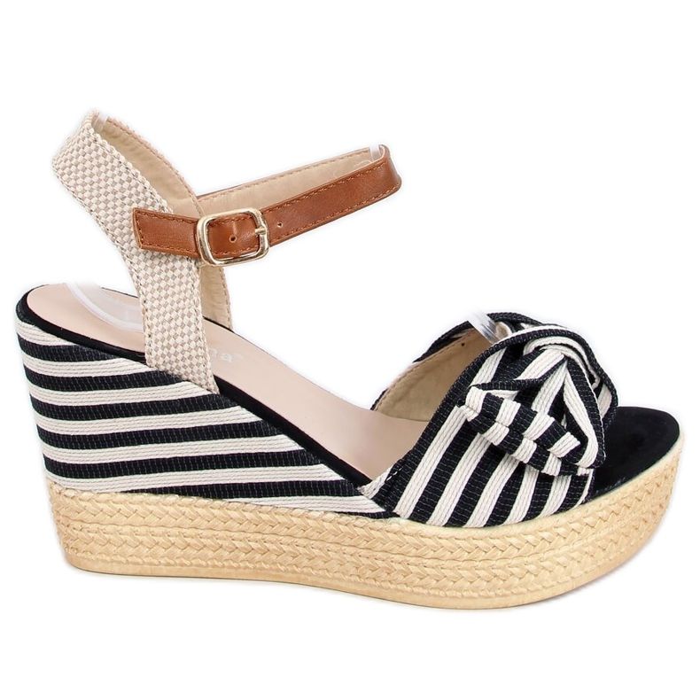 Sandale negre pe o pană cu dungi negre A89907 Negru bej maro