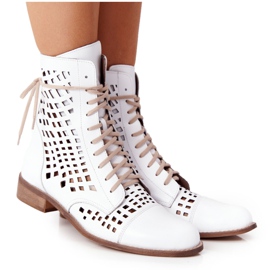 Cizme de piele ajurată Nicole 2627 Alb Cizme de piele ajurată Nicole 2627 Alb