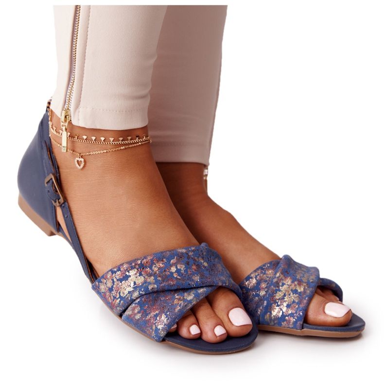 Sandale din piele cu flori Maciejka 04614-43 Blue Navy albastru marin de aur Sandale din piele cu flori Maciejka 04614-43 Blue Navy albastru marin de aur