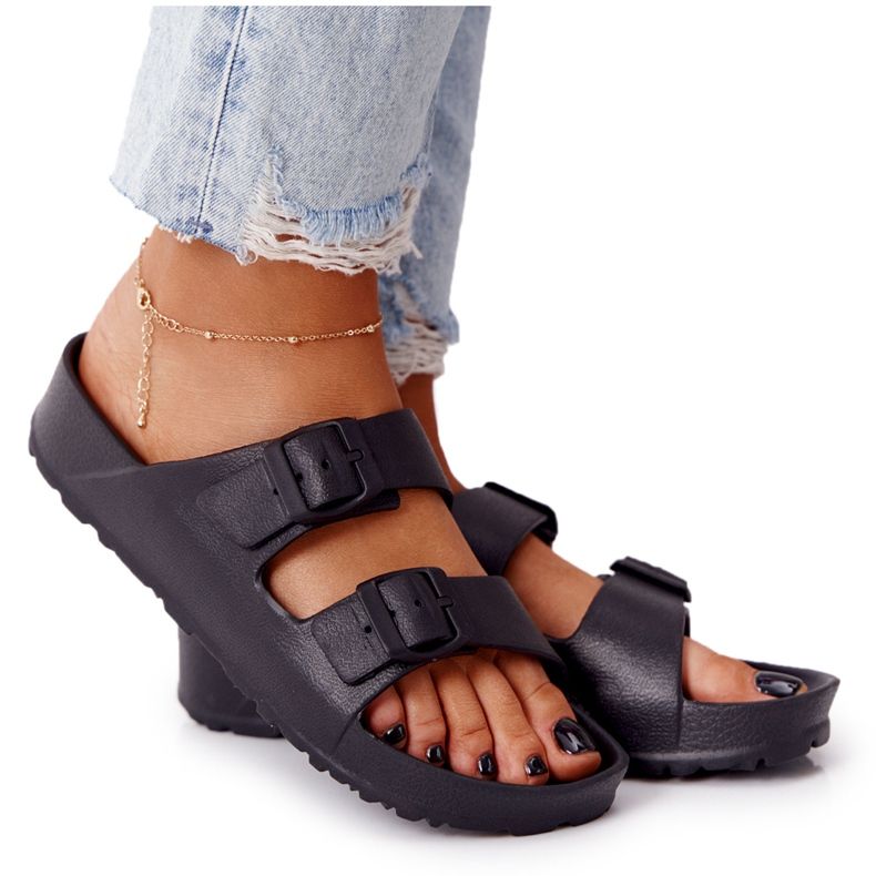 NEWS Papuci de damă negri Stacy din cauciuc negru