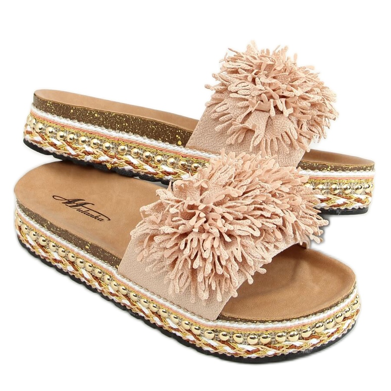 Bej 2260 Papuci bej pe talpa decorată