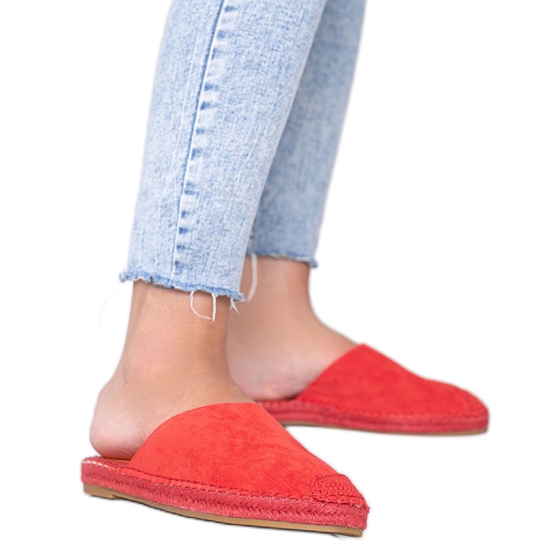 Clapele roșii ale lui Venus roșu