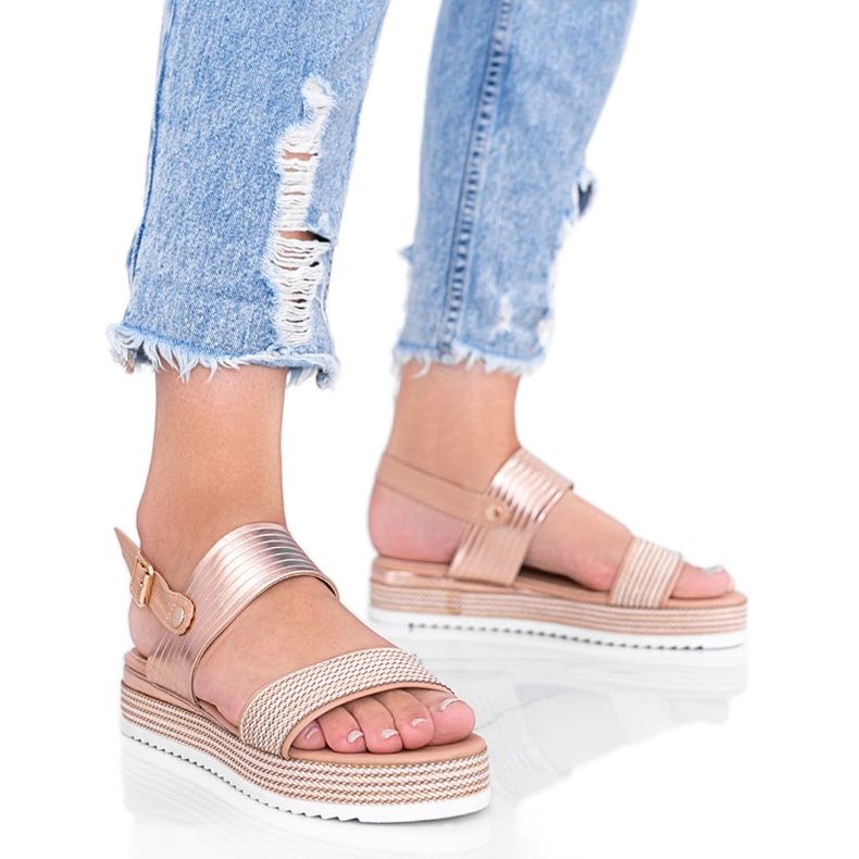 Sandale bej cu talpă grosolă Senorita