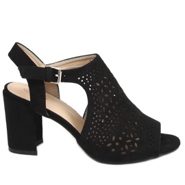 Sandale ajurate cu toc negru 429-10 Negru