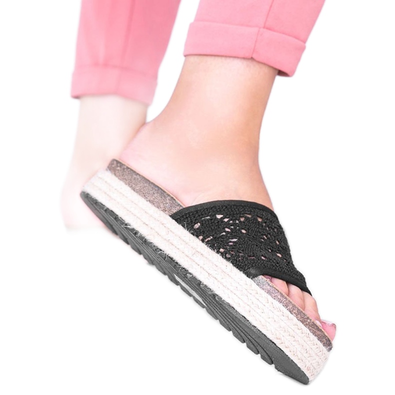 Papuci Glam Shape din dantelă neagră negru