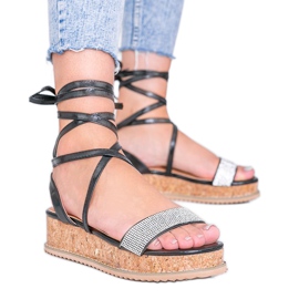 Sandale negre legate cu zirconi Ves negru