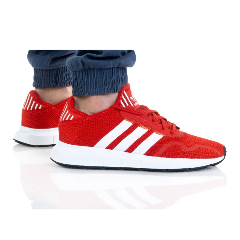 Pantofi Adidas Swift Run XM FY2113 roșu