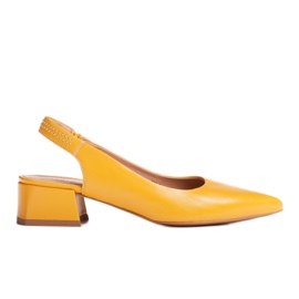 Marco Shoes Sandale din piele galbenă cu jeturi decorative Marco Shoes Sandale din piele galbenă cu jeturi decorative