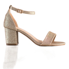 Mannika Sandale clasice cu sclipici de aur Mannika Sandale clasice cu sclipici de aur