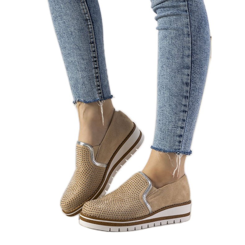 Încălțăminte argintie cu știfturi GF-FD9 bej