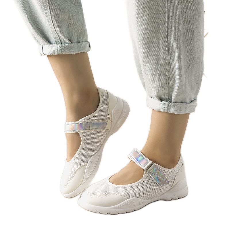 Pantofi sport albi cu inserție holografică Melania