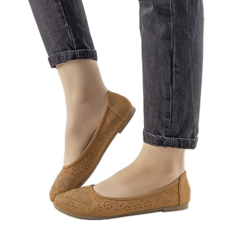 Balerini de cămilă cu model Andalia ajurat maro