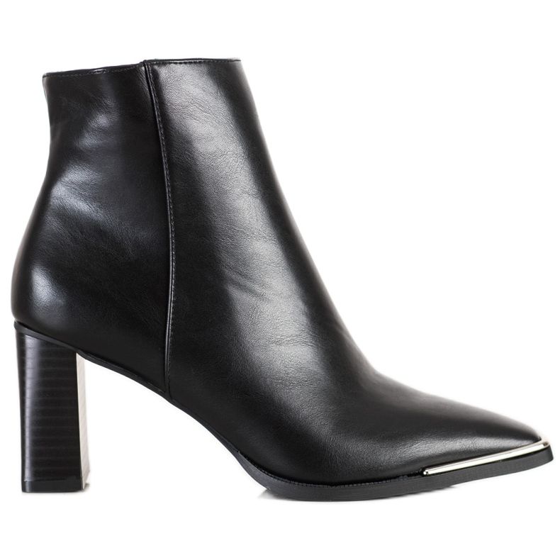 Seastar Cizme elegante pe un post negru