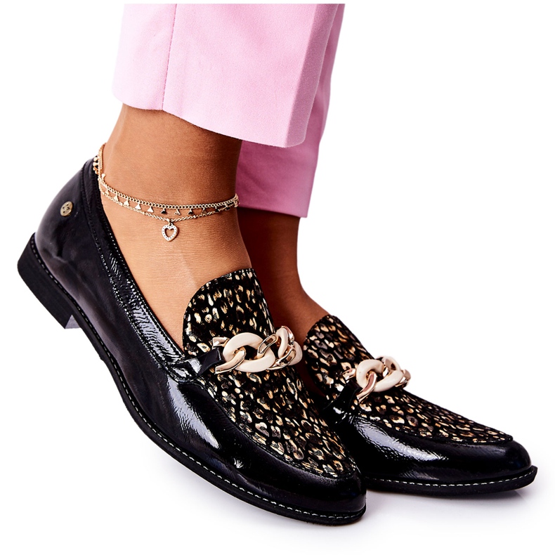 Mocasini lăcuți cu lacuri Maciejka pentru femei, negri 4099B-01 / 00-1 negru