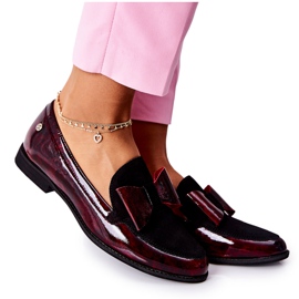 Mocasini cu lacuri Maciejka pentru femei, maro Burgundy 04099-33 / 00-1 roșu Mocasini cu lacuri Maciejka pentru femei, maro Burgundy 04099-33 / 00-1 roșu