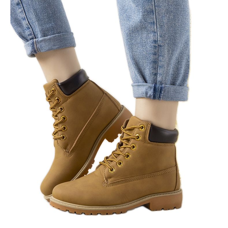 Cizme de drumeție Albracca pentru femei Camel maro Cizme de drumeție Albracca pentru femei Camel maro