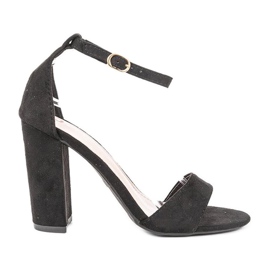 Sandale negre pe postarea lui Beti negru Sandale negre pe postarea lui Beti negru