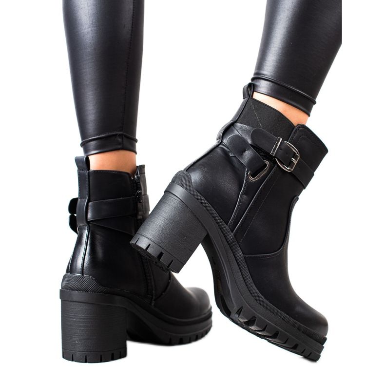 Renda Cizme casual cu platformă negru