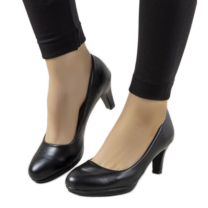 Pompele negre pe toc stiletto din piele ecologică Fink negru