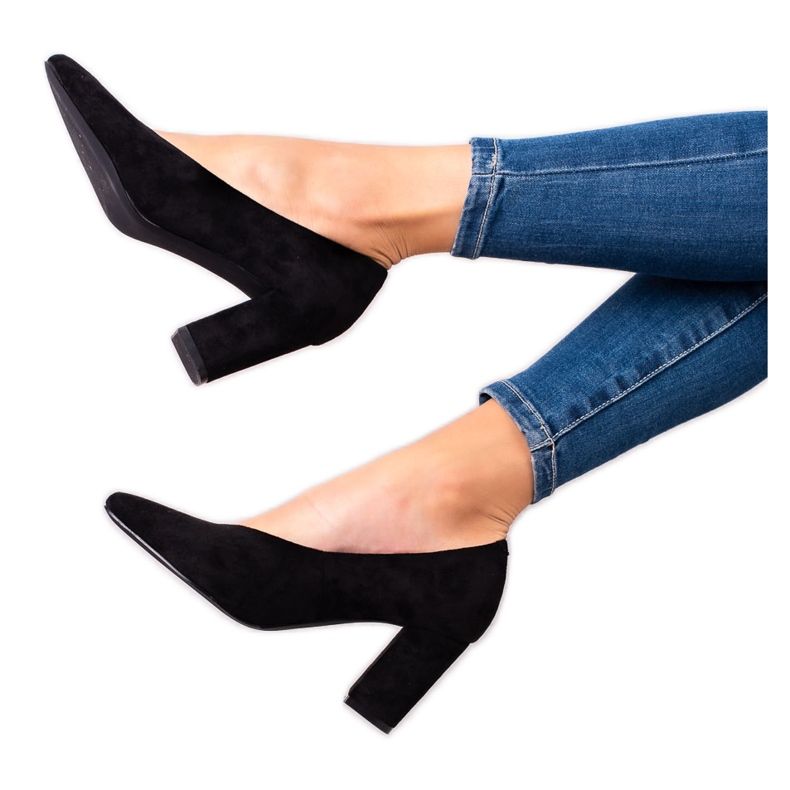 Pompele din piele de căprioară VINCEZA negru