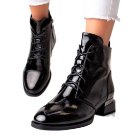 Cizme clasice din piele de la ARTIKER negru Cizme clasice din piele de la ARTIKER negru