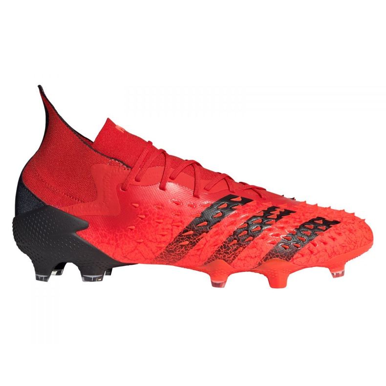 Ghete de fotbal Adidas Predator Freak.1 Fg M FY6256 roșu roșu