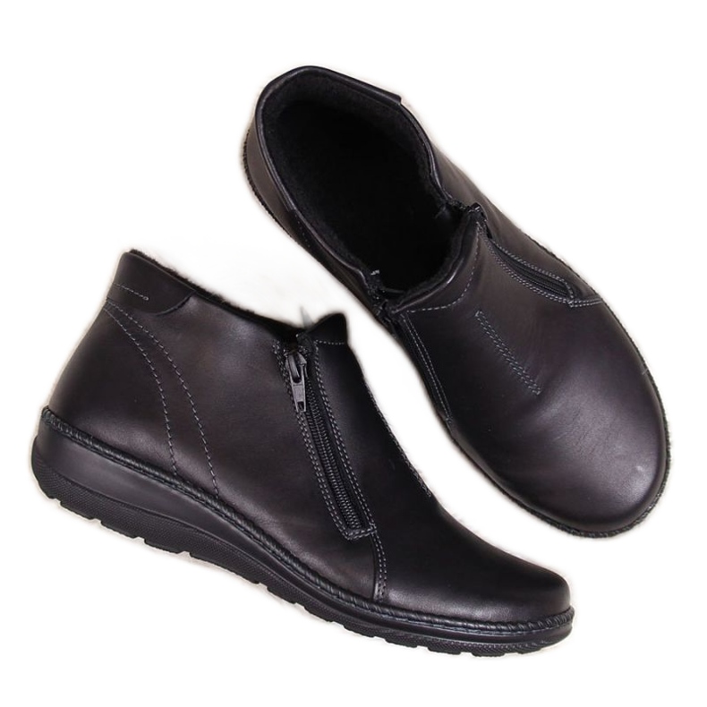 Cizme confortabile din piele Helios W 642 negru