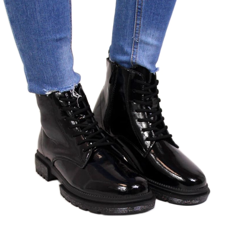 Cizme din piele lacată Filippo W PAW278B negru bej alb