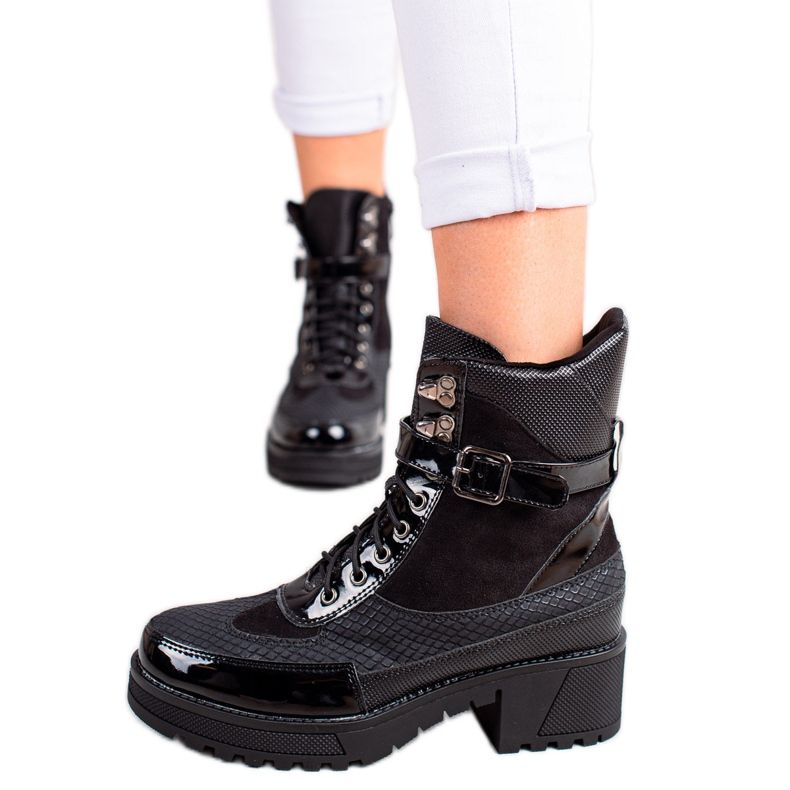 Queen Vivi Muncitori negri cu stil negru