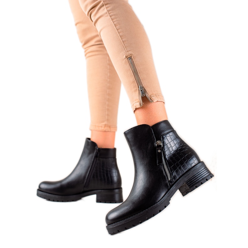 Bestelle Cizme la modă cu fermoar negru