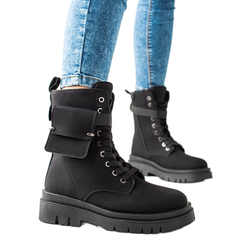 TRENDI Cizme trappet cu șireturi și buzunar negru