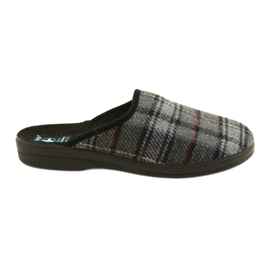 Papuci barbati in carouri Adanex 24162 negru gri Papuci barbati in carouri Adanex 24162 negru gri