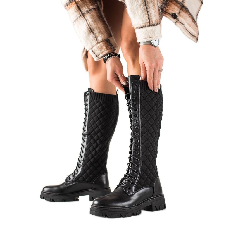 TRENDI Cizme de muncitor matlasate negru