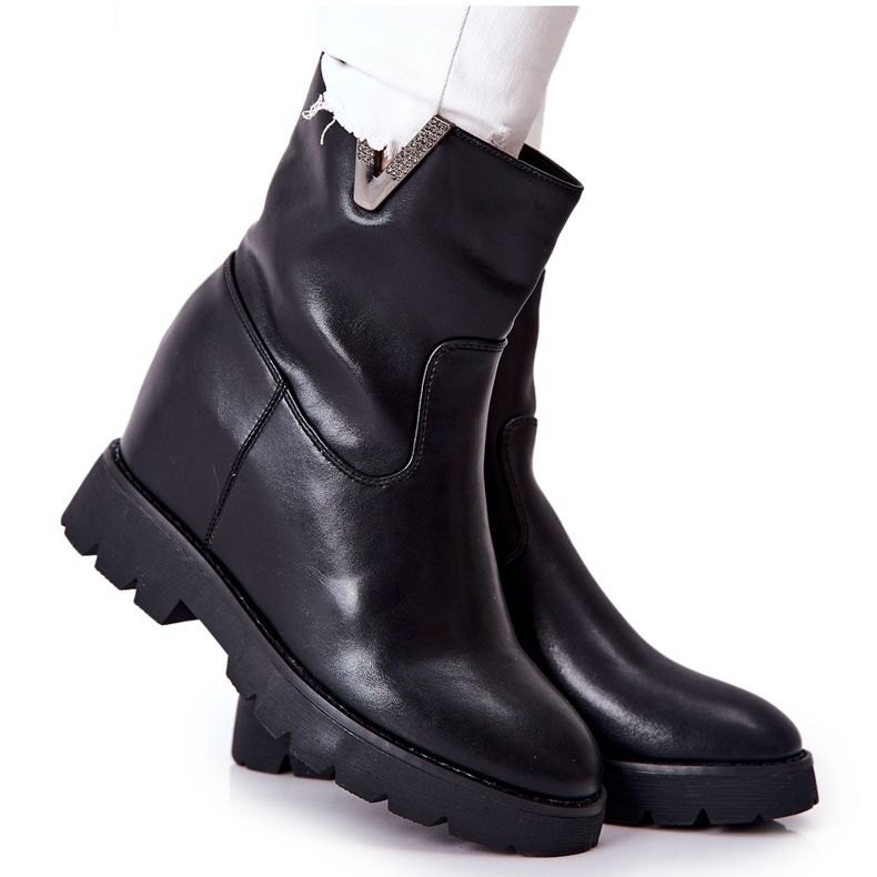 PG1 Botine Negre Pe Pană Ascunsă Cu Emblema Tiver negru PG1 Botine Negre Pe Pană Ascunsă Cu Emblema Tiver negru