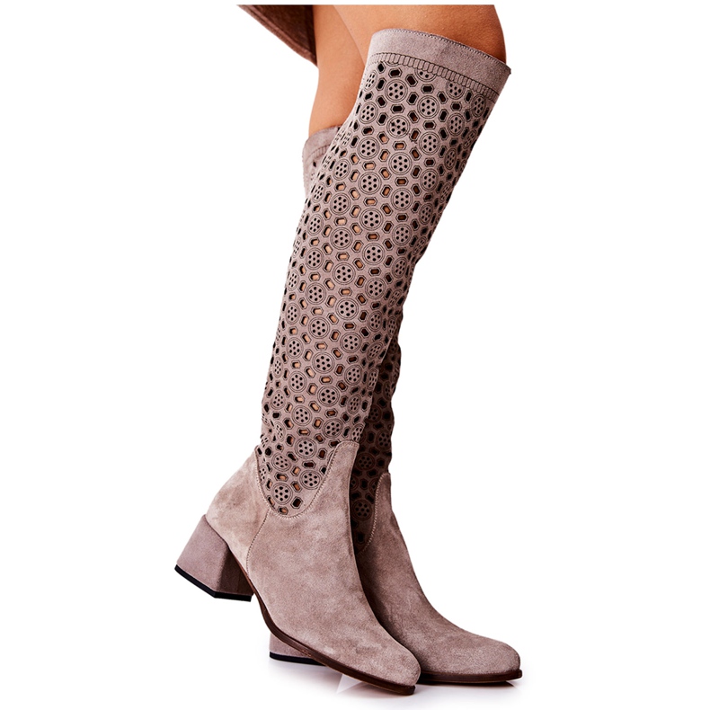 PA2 Cizme din piele intoarsa cu model ajurat, maro deschis Hekilea