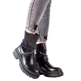 Gogo Genti izolate cu lanturi negru Gogo Genti izolate cu lanturi negru