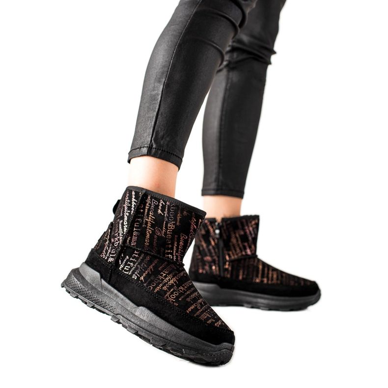 TRENDI Mukluki cald pe platformă negru de aur