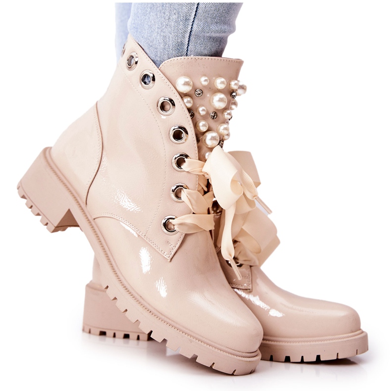 PL4 Lucratori Calzi Lacuiti Cu Perle Bej